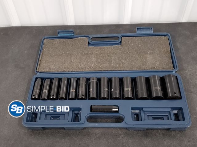 Lot 58-38786 - Cummins 1/2" Drive Metric Impact Sockets