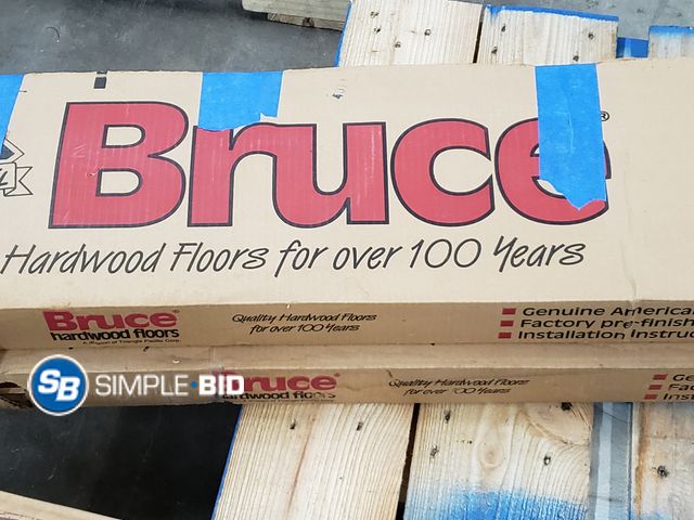 Lot 58-71901 - Lot of (2) Boxes of Bruce Engineered Wood Oak Med Flooring 2 1/4" #C-501 - 25sq ft