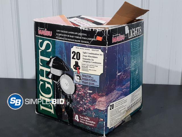 Lot 58-27868 - Malibu Outdoor Path Lights