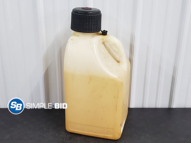 Lot 58-36025 - Large Plastic Container with Handle and Lid