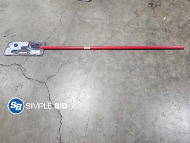 Lot 58-28522 - New Gilmour Large Lims telescoping pruner - up to 18'