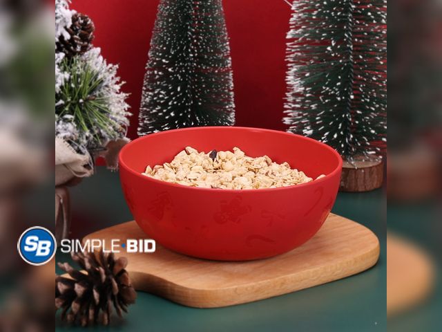 Lot 58-22039 - Lot of (4) New Mainstays 38 Ounce Round Plastic Etched Holiday Bowl, Red