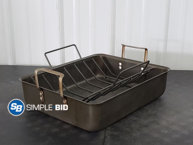 Lot 58-66357 - Roasting Pan with Rack - Used but in good condition