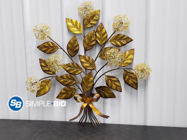 Lot 58-73818 - Decorative Metal Tree With Leaves Wall Decor
