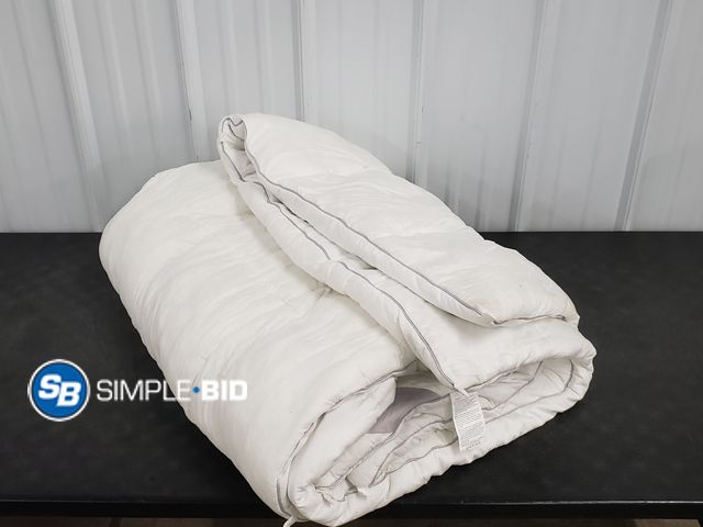 Lot 58-75755 - Calm &amp; Relax Weighted Duvet , Full Size - Light Use