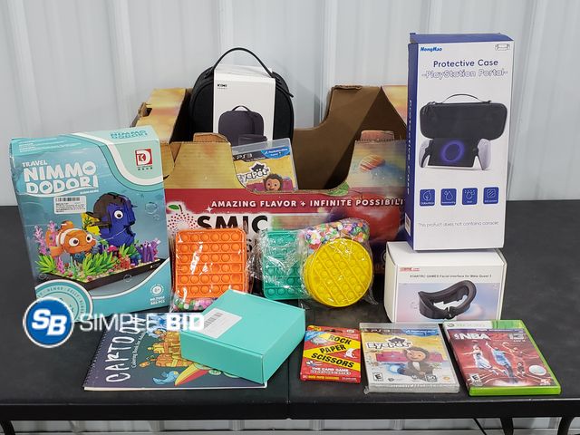 Lot 58-41647 - TOYS! Lot of Kid's Toys - variety of styles - unused