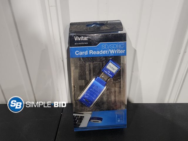 Lot 58-26056 - New Vivitar SD/SDHC Card Reader/writer