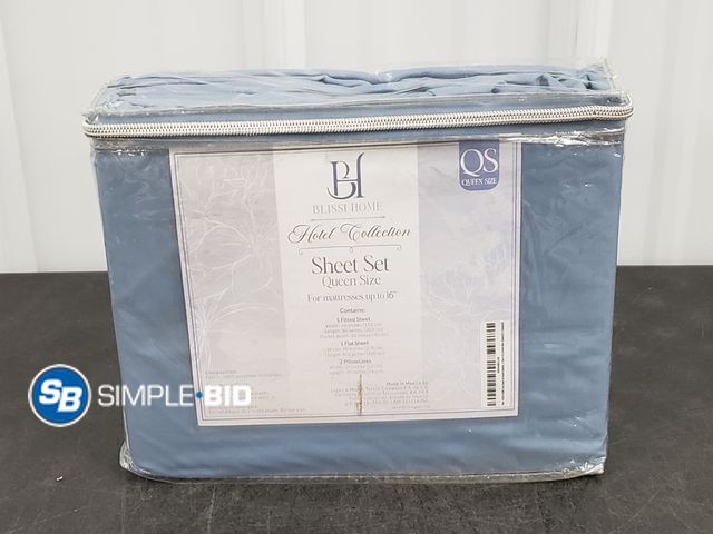 Lot 58-37231 - Hotel Collection Queen Size Sheet Set - For Mattress up to 16" - Blue Color
