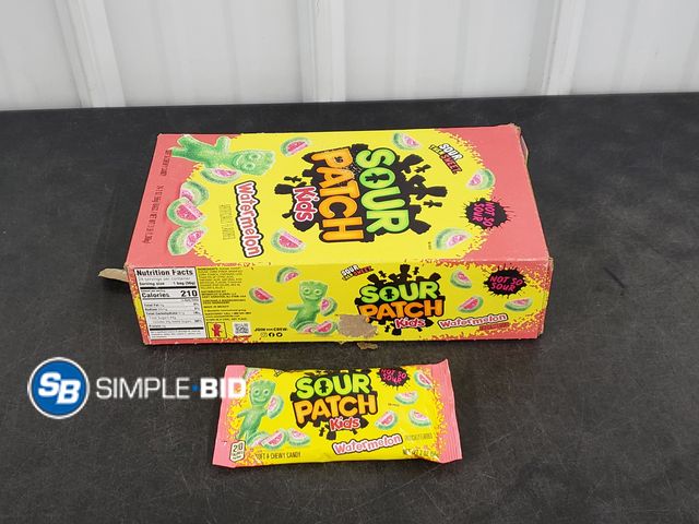 Lot 58-60983 - SOUR PATCH KIDS! Watermelon - 18 bags - unopened 2 oz bags