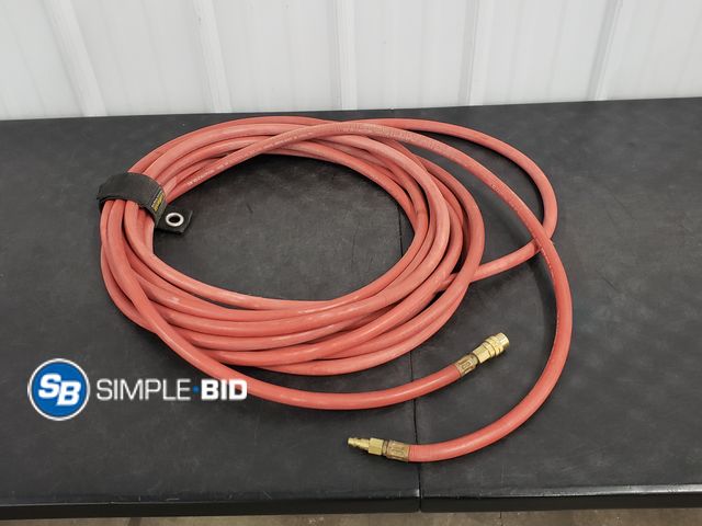 Lot 58-73379 - Lu Ban Sir Air Hose 3/8" Dia - 300PSI - - used but in good condition