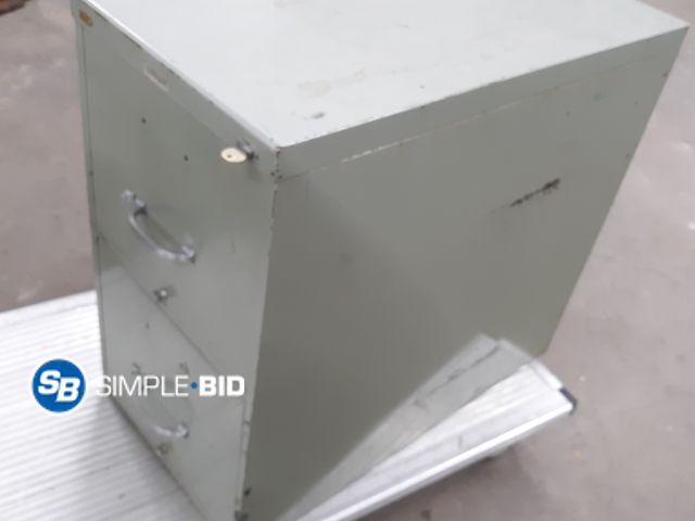 Lot 58-33709 - Metal 2 Drawer File Cabinet