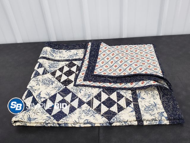 Lot 58-30103 - Quilt