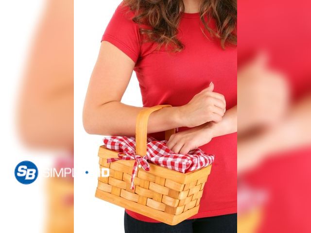 Lot 58-26911 - New Red Gingham Hand Basket