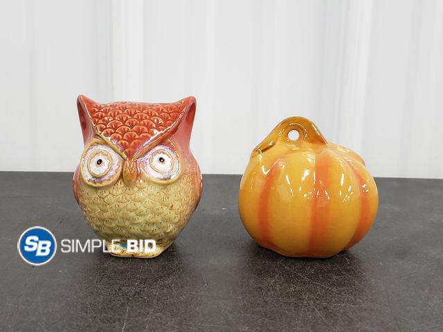 Lot 58-83172 - Lot of (2) Ceramic Fall Decor Pieces