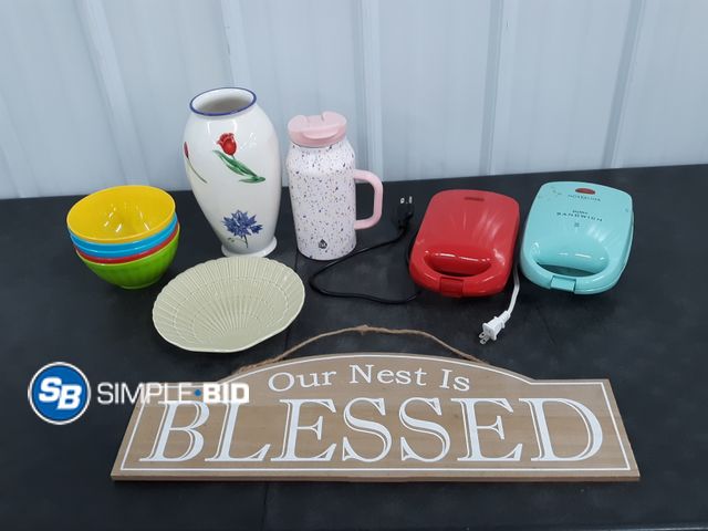 Lot 58-29983 - Lot of Misc Kitchen Items and More