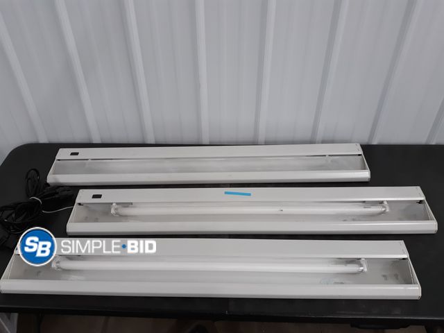 Lot 58-33812 - Lot of (3) Shop/Desk Lights