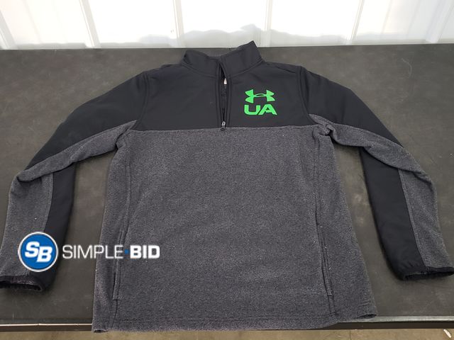 Lot 58-41273 - BOYS! Under Armour 1/4 zip up - SIZE YOUTH XL - in good condition