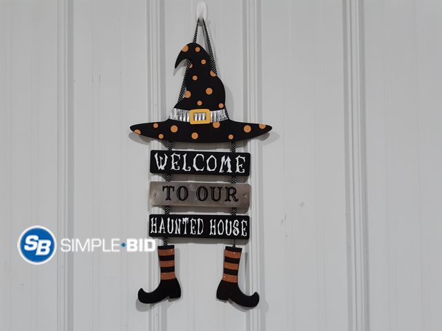 Lot 58-27720 - WELCOME! to Our Haunted House Mantel wall decor - appears unused