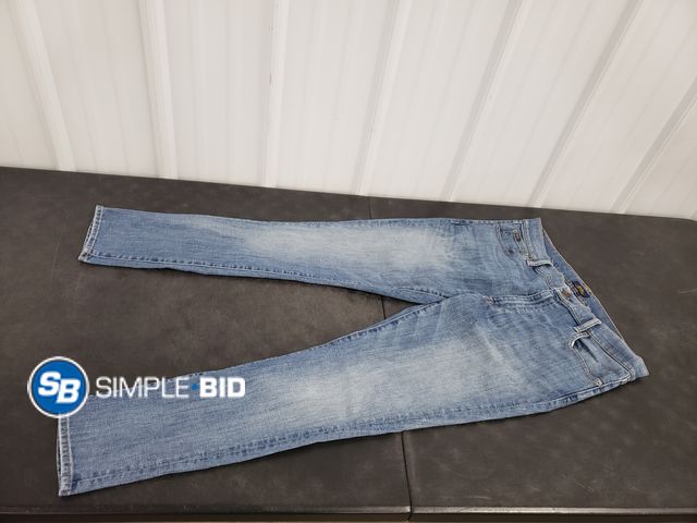 Lot 58-57289 - Ralph Lauren Polo Jeans - Size 32x32 - Light Use