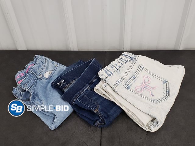 Lot 58-71323 - Lot of (3) Pairs of Girls Jeans - Various Styles and Sizes 9/10 -14 - 16 - 4