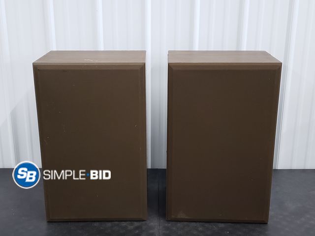 Lot 58-67518 - Lot of (2) Matching FISHER Speaker Systems, Wood Casing, Model SR-312 - Appear to be in Good Used Co...