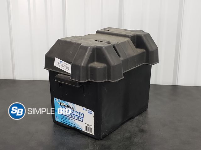 Lot 58-67698 - Marine Master Battery Box