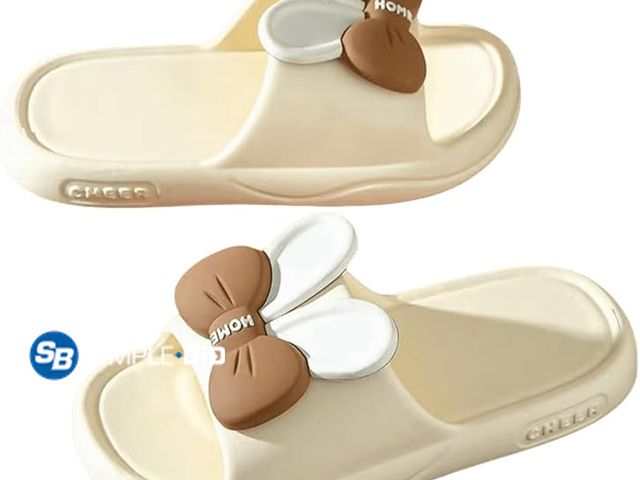 Lot 58-26297 - New Women's Sandals Cute women Slide non slip - size 8.5