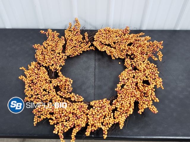 Lot 58-74233 - Decorative Bead Wreath