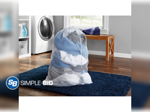 Lot 58-21870 - New Mainstays Mesh Artic White Laundry Bag