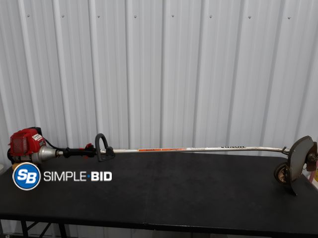 Lot 58-33951 - Honda Gas Powered Edger
