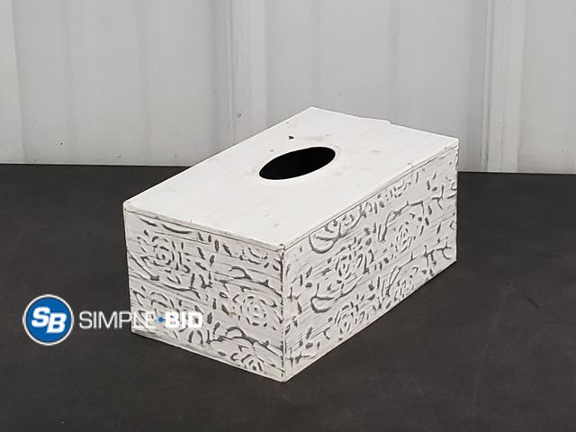 Lot 58-69388 - Metal Decorative Tissue Box Cover