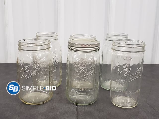 Lot 58-74189 - Lot of (6) Mason Jars - 1 Lid