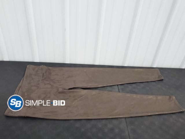 Lot 58-74444 - Women's Mona B leggings - SIZE 2XL - lightly worn - in good condition