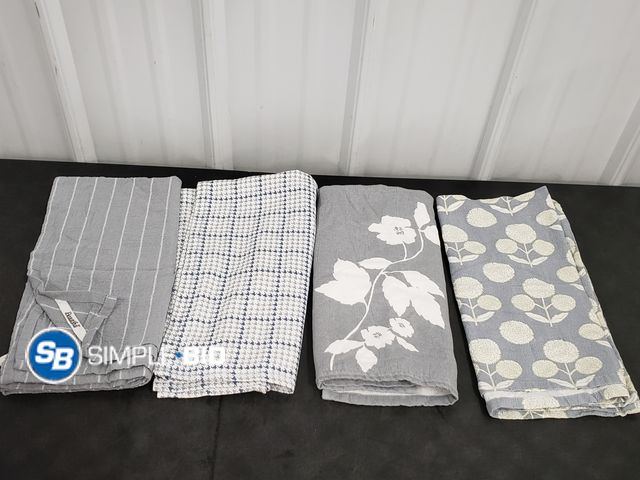 Lot 58-72291 - Lot of (4) Beautiful Brand Dishtowels - Out of Original Package