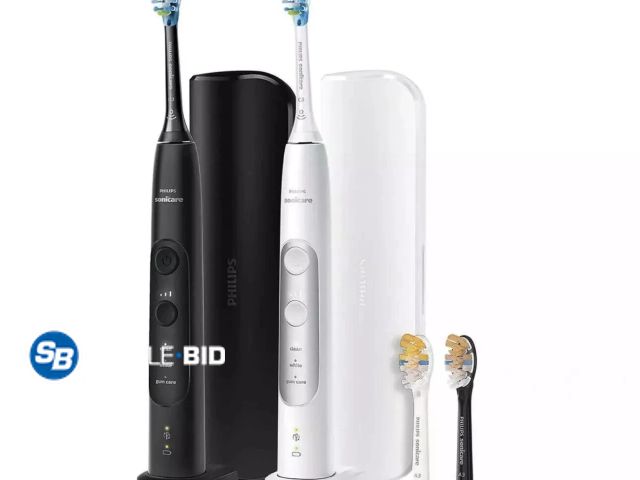 Lot 58-65301 - Philips Sonicare Professional Clean Rechargeable Electric Toothbrushes 2PK - light use - in good con...
