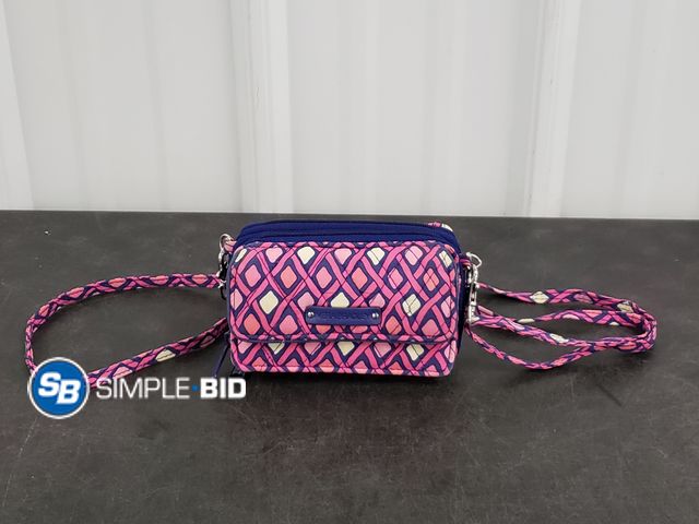 Lot 58-53043 - Vera Bradly Wallet/Purse