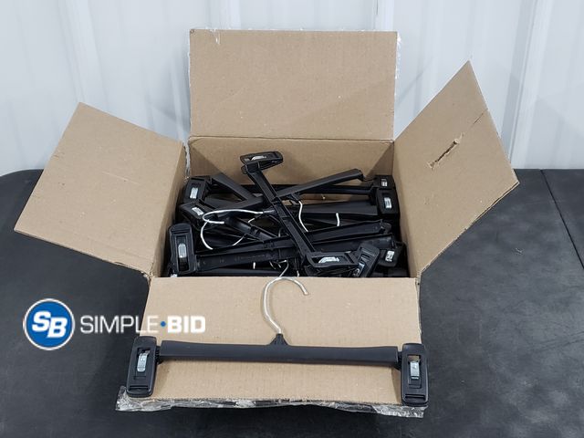 Lot 58-58909 - Lot of New PANT hangers