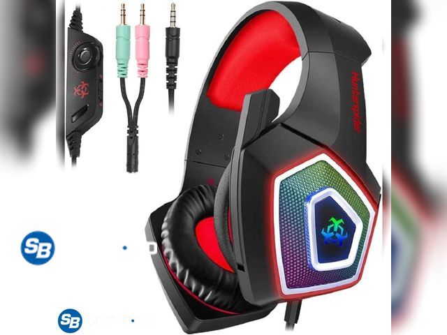 Lot 58-17257 - HunterSpider PS4 Gaming Headset, Gaming Headphones with Microphone, Noise Cancelling Stereo 7.1 Surr...