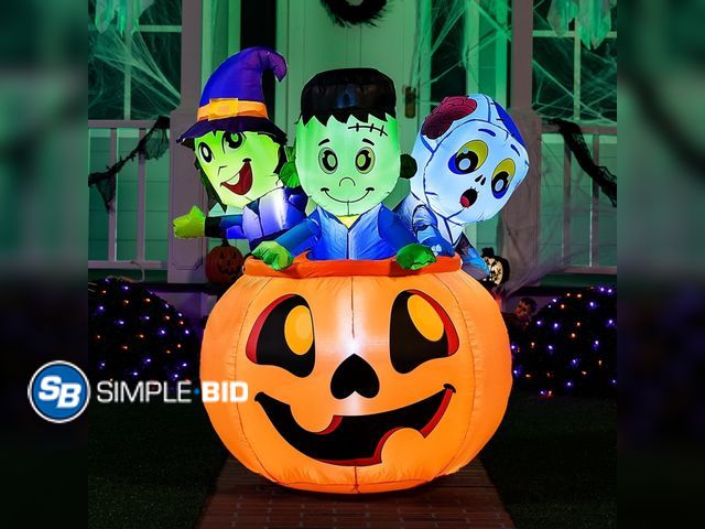 Lot 58-32484 - Joyfy 5 FT Halloween Inflatable Characters on Pumpkin Inflatable with Build-in LEDs Blow Up Hallowee...