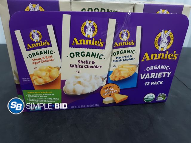 Lot 58-30079 - Lot of (11) Boxes of ANNIE'S Organic Macaroni and classic cheddar -- Shells and Real Aged Cheddar --...