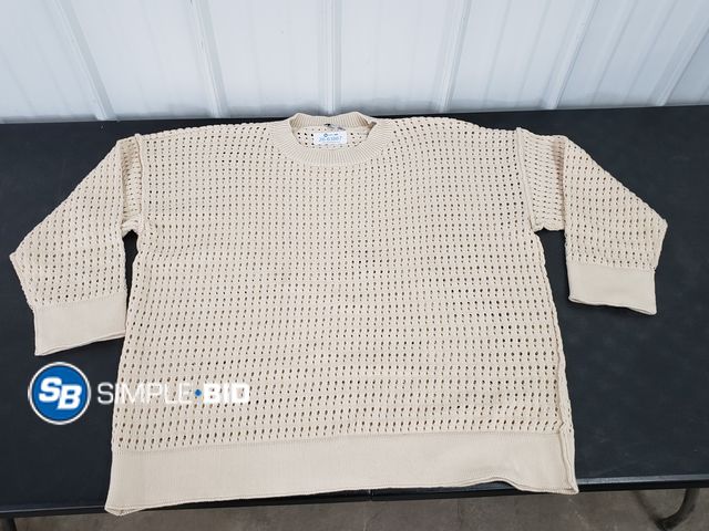 Lot 58-63867 - Women's White Birch light weight Sweater -- Great for the Cool Summer nights - SIZE 2XL - lightly wo...