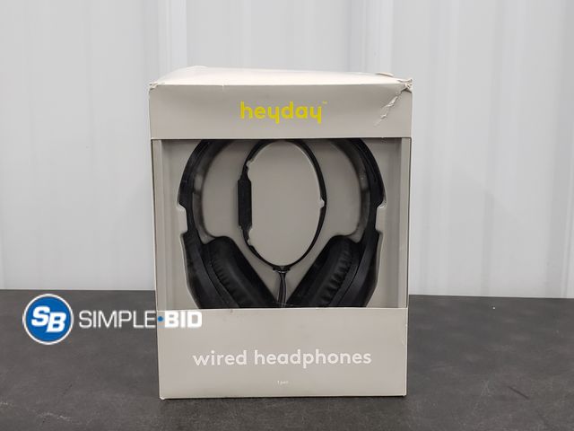 Lot 58-30174 - HeyDay Wired Headphones