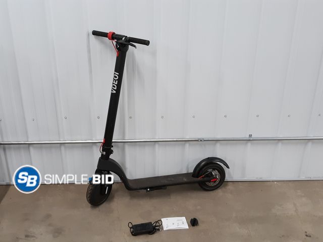 Lot 58-33362 - Folding E-Scooter -NO Battery- Model X7, Comes with Charger