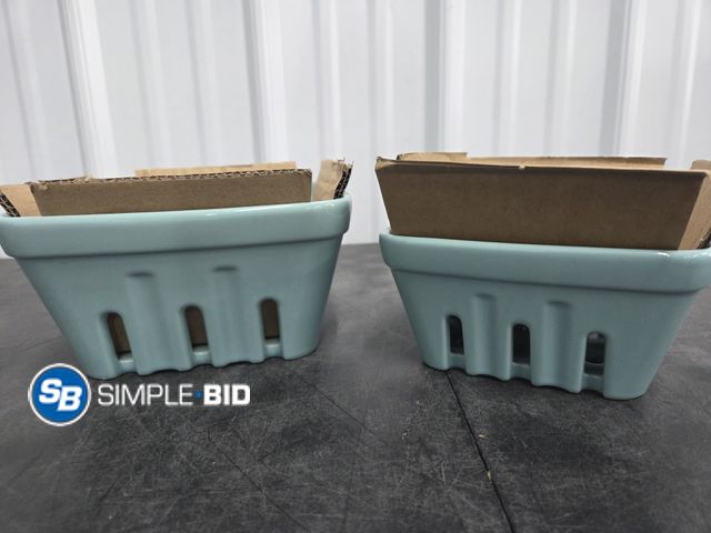 Lot 58-69137 - New Over and Back Multipurpose Baskets - 2 piece Set