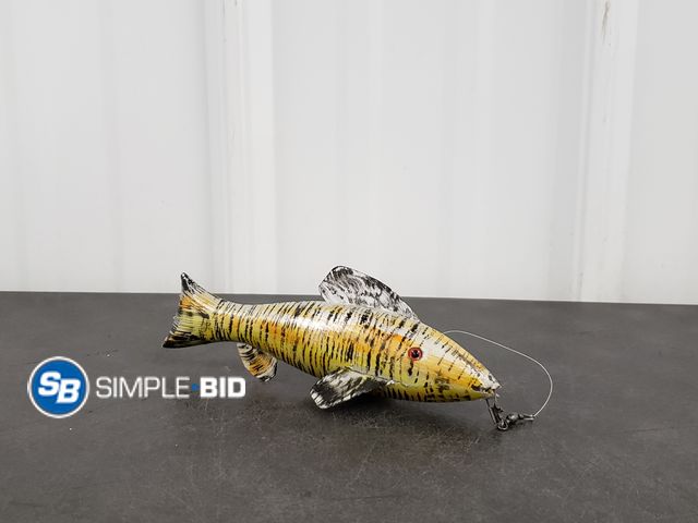 Lot 58-58363 - Spear Fishing Decoy