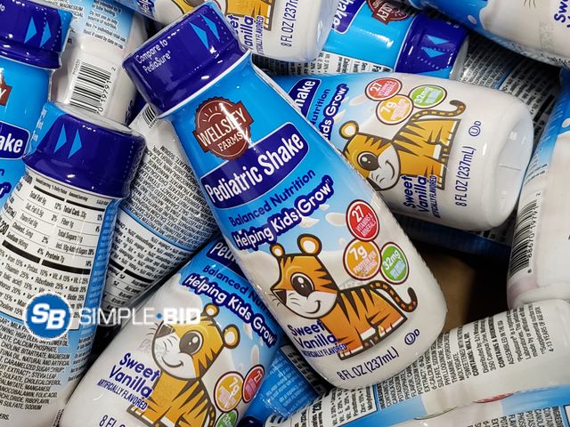 Lot 58-84265 - Lot of (45) Wellsley Pediatric Shakes - Sweet Vanilla - 8 fl oz - unopened - out of box