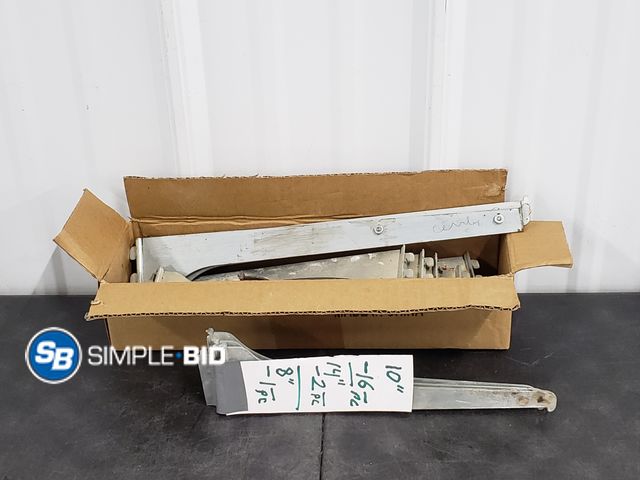 Lot 58-74197 - Box of Various Shelving Brackets
