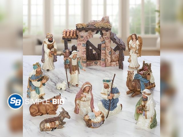 Lot 58-17898 - CHRISTMAS IN JULY! Kirkland Signature Hand Painted nativity - 14 Pieces - Couple Pieces have minor c...