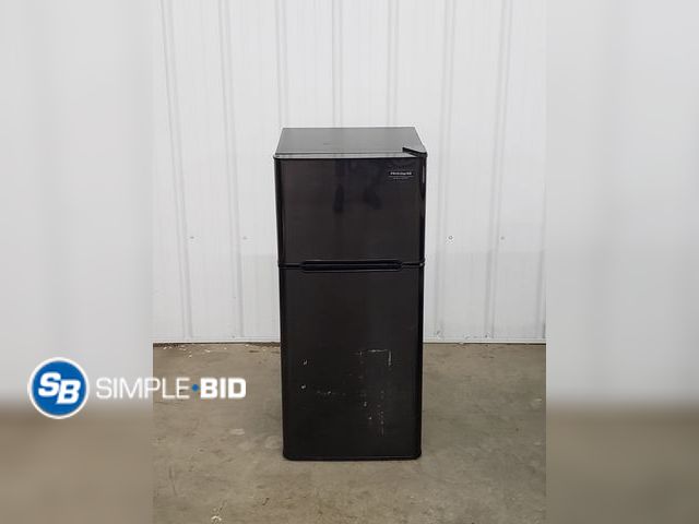 Lot 58-72958 - FRIGIDAIRE Gallery Compact Refrigator with Freezer on Top - 4.4 Cu 115V-60HZ - appears unused