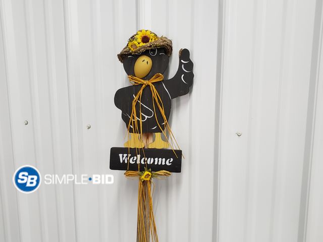 Lot 58-84176 - Wooden Welcome Scarecrow Garden Sign